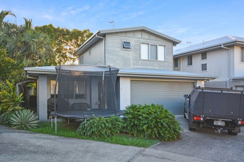 13/3-15 Lennox Circuit, POTTSVILLE NSW 2489