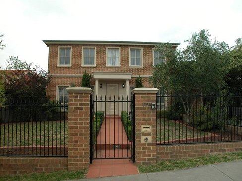 1 33 Greythorn Road Balwyn 3103