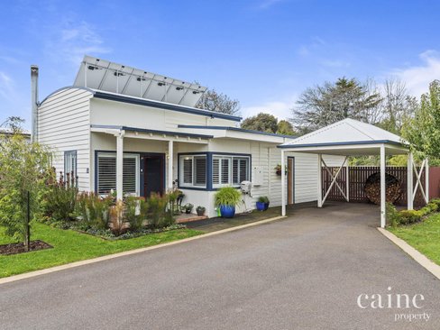 13 34 Smith Street Daylesford 3460