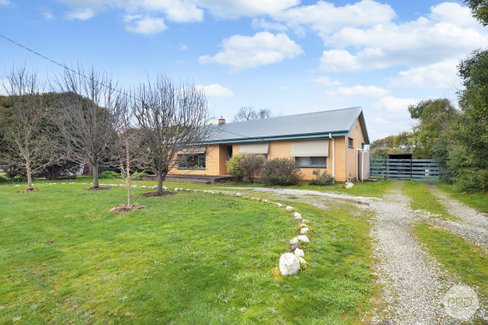 134 Church Street, CRESWICK VIC 3363