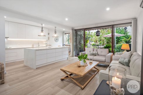 13/4 Cromarty Road, SOLDIERS POINT NSW 2317