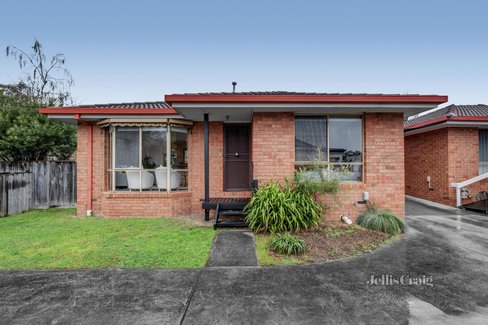 1 34 Hedge End Road Nunawading 3131