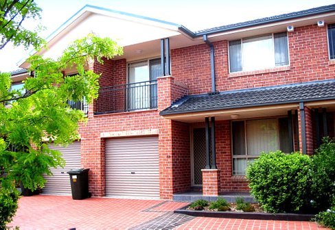 13/4 Myall Road, CASULA NSW 2170