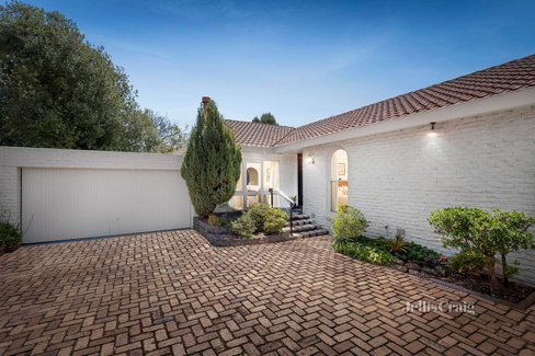 135 Hayrick Lane Mooroolbark 3138