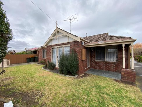 1 35 Marshall Street Newtown 3220