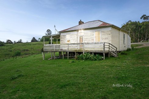 135 Schoolhouse Road Woori Yallock 3139