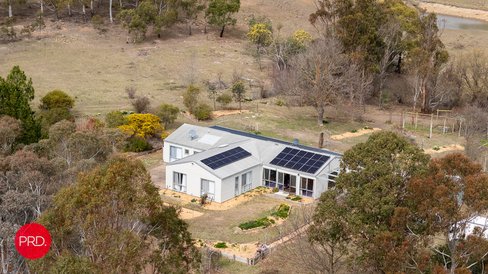 135 The Mountain Road, BUNGENDORE