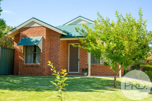 1/355 Wilson Street, EAST ALBURY NSW 2640