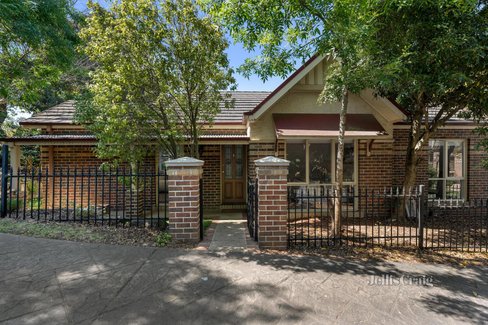 1 36 Glen Valley Road Forest Hill 3131