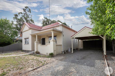 136 Humffray St North, BALLARAT EAST VIC 3350