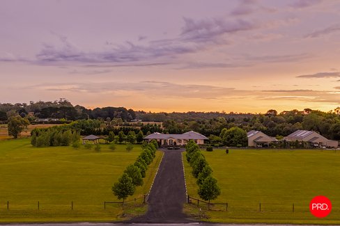 136 Three Chain Road, CARLSRUHE VIC 3442