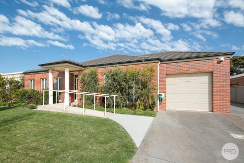 137 Bogong Avenue, INVERMAY PARK VIC 3350