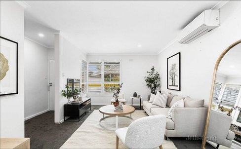 13/7 Park Crescent Williamstown North 3016