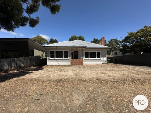 137 Ryan Street, BROWN HILL VIC 3350
