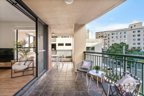 13/8-10 The Avenue, HURSTVILLE NSW 2220