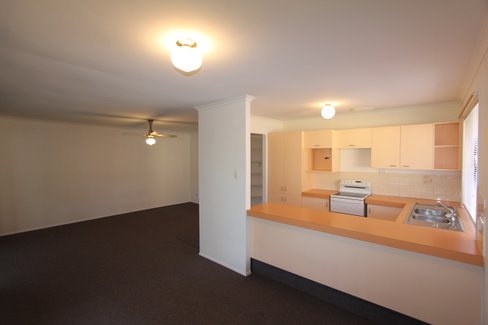 1/39 Corunna Crescent, ASHMORE QLD 4214