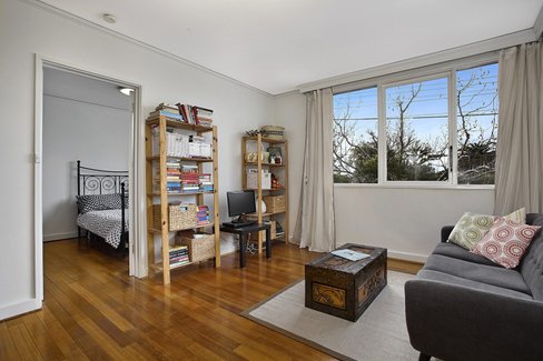 1/39 Myrnong Crescent Ascot Vale 3032