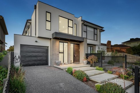 13A Parkmore Road Bentleigh East 3165