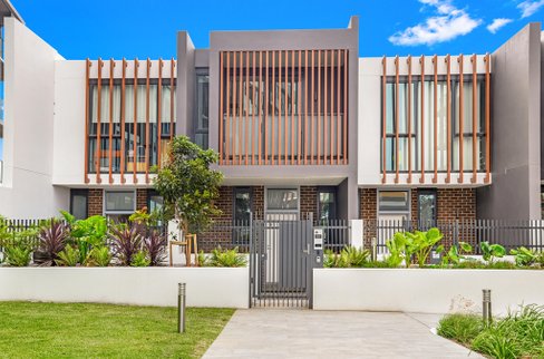 13B Garrigarrang Ave, KOGARAH NSW 2217