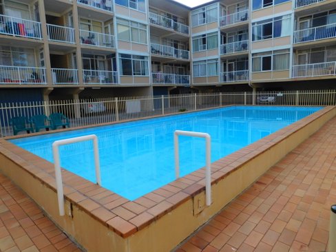 13C/50 The Esplanade, BURLEIGH HEADS QLD 4220