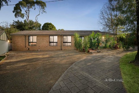 14 Alford Avenue  Mooroolbark 3138