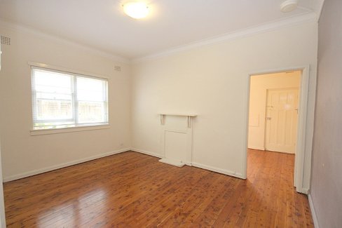 1/4 Allman Avenue, SUMMER HILL NSW 2130