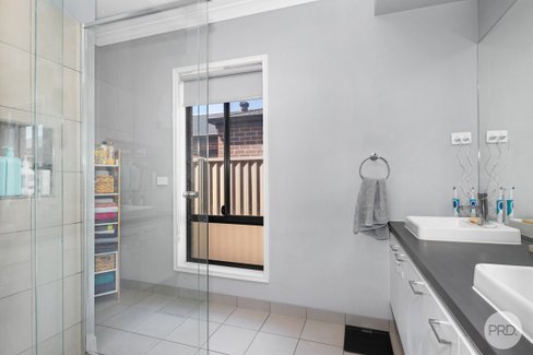 14 Anneke Way, WINTER VALLEY VIC 3358