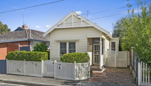 14 Austin Terrace, Newtown