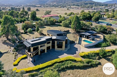 14 Bastian Street, LAWITTA TAS 7140