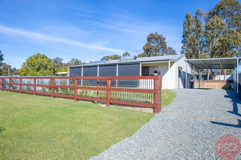 14 Bell Street, GRETA NSW 2334