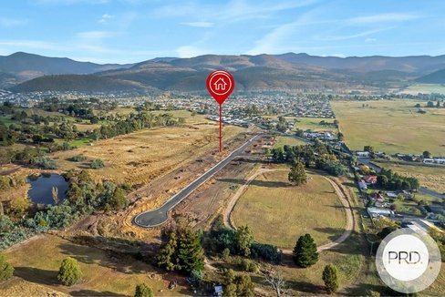 14 Bluetongue Drive, MAGRA TAS 7140