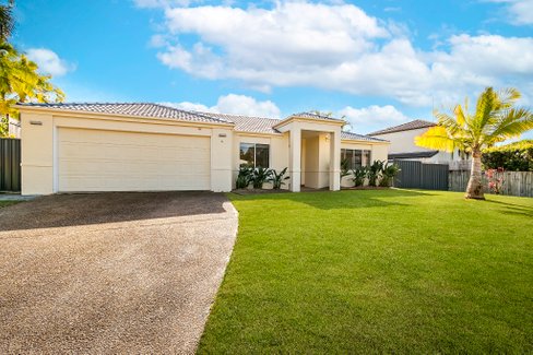 1/4 Drift Away Court, ROBINA QLD 4226