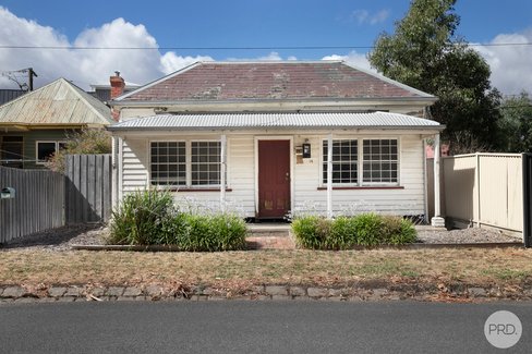 14 Dyte Parade, BALLARAT EAST