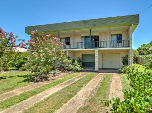 14 Edward Street, URANGAN QLD 4655