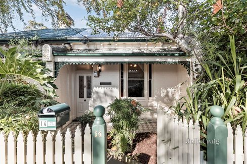 14 Farnham Street Flemington 3031