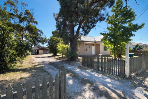 14 Gale Street, CANADIAN VIC 3350