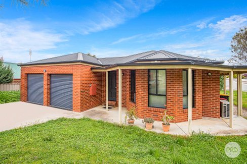 14 Grevillea Avenue KANGAROO FLAT