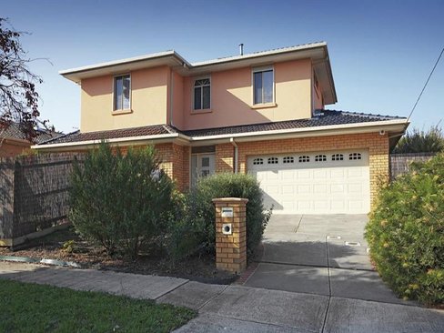 14 Grover Road Doncaster 3108