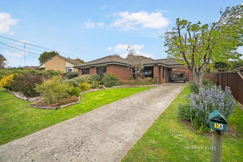 14 Hermitage Avenue Mount Clear 3350