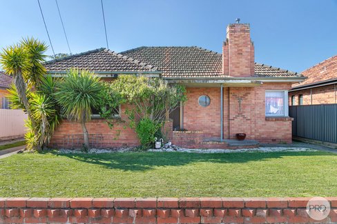 14 Iris Avenue, WENDOUREE VIC 3355