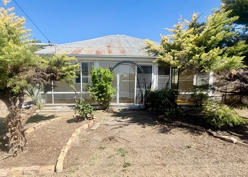 14 Irvine Street, TAMWORTH NSW 2340