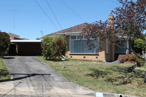 14 Killeen Avenue, BLACK HILL VIC 3350
