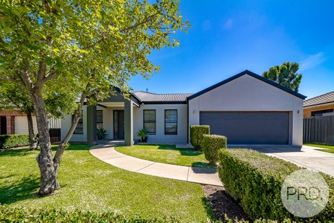14 Kimberley Drive, TATTON NSW 2650