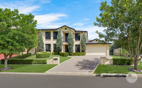 14 Lakewood Terrace, GLENMORE PARK NSW 2745