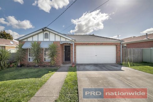 14 Luth Street, SEBASTOPOL VIC 3356