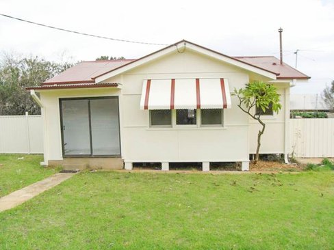 14 Macquarie Street, MOUNT AUSTIN NSW 2650