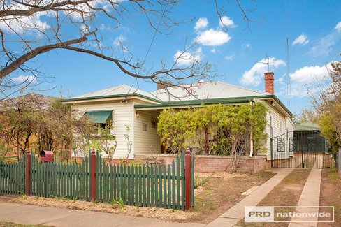 14 Mahony Avenue, TAMWORTH NSW 2340