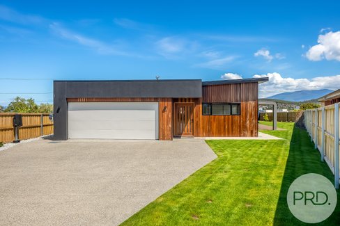14 Melner Place, OAKDOWNS TAS 7019