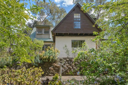 14 Peter Street Eltham 3095