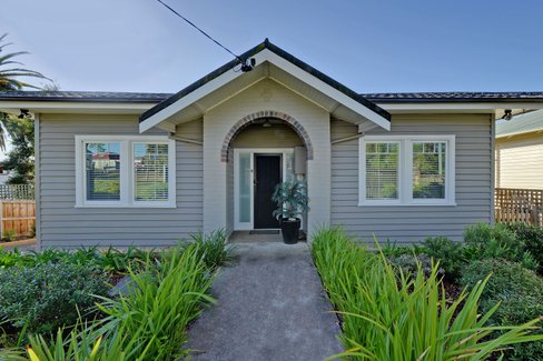 14 Pioneer Avenue, NEW NORFOLK TAS 7140
